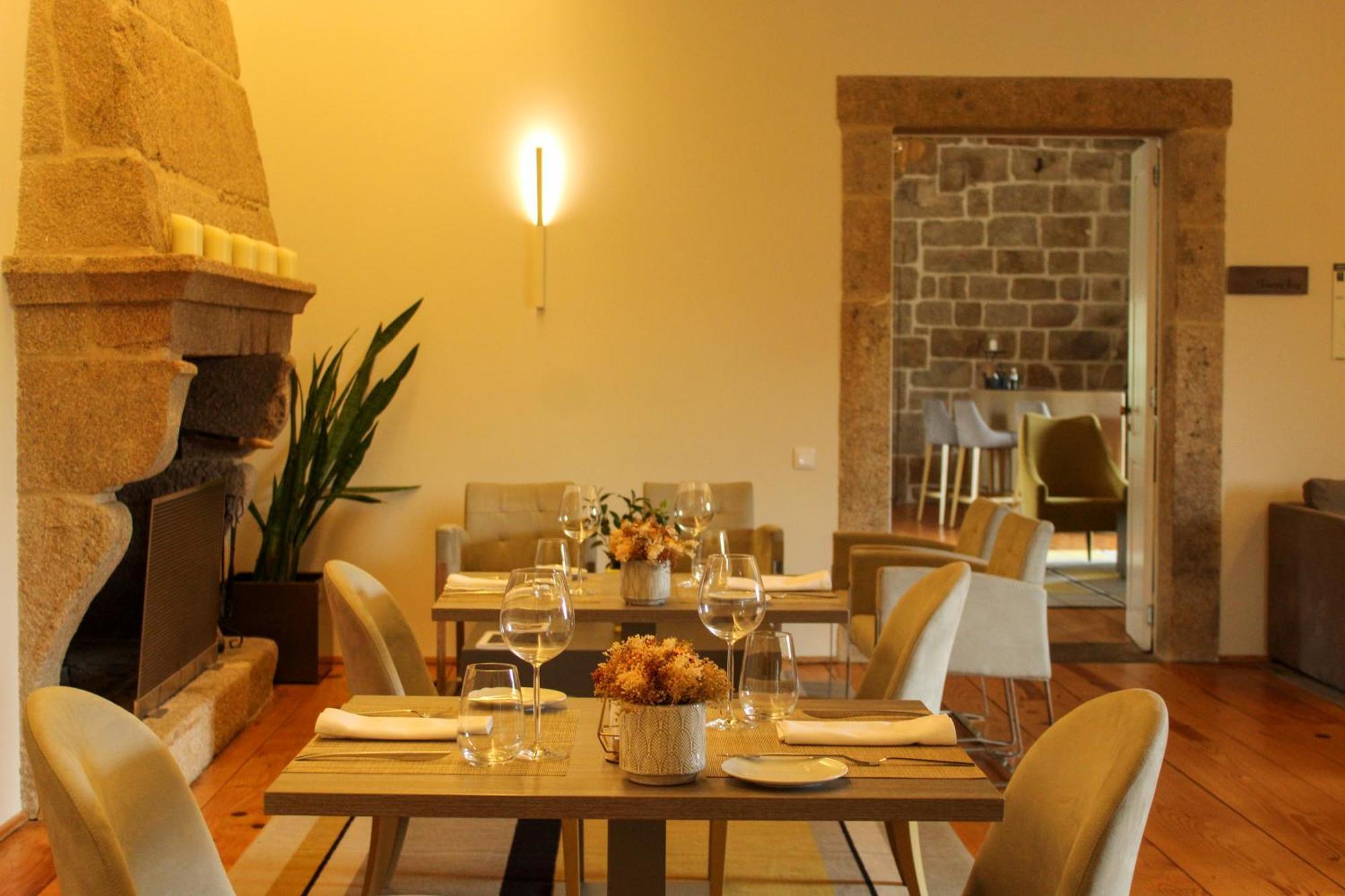 Torre De Gomariz Wine & Spa Hotel Cervaes Exterior photo